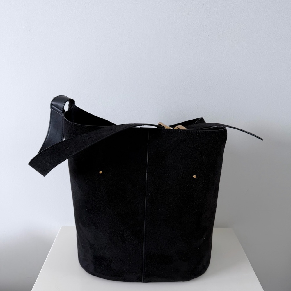 H&M Black Faux Suede Bucket Bag Gold Hardware Adjustable Strap - Picture 4 of 14